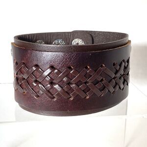 Paparazzi Hot On The Trail Brown Urban Faux Leather Snap Wrap Bracelet, Unisex